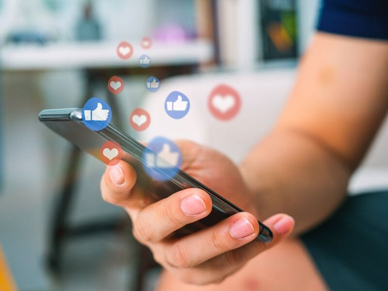 Choosing the Right Social Channels for Your UK Business thumb