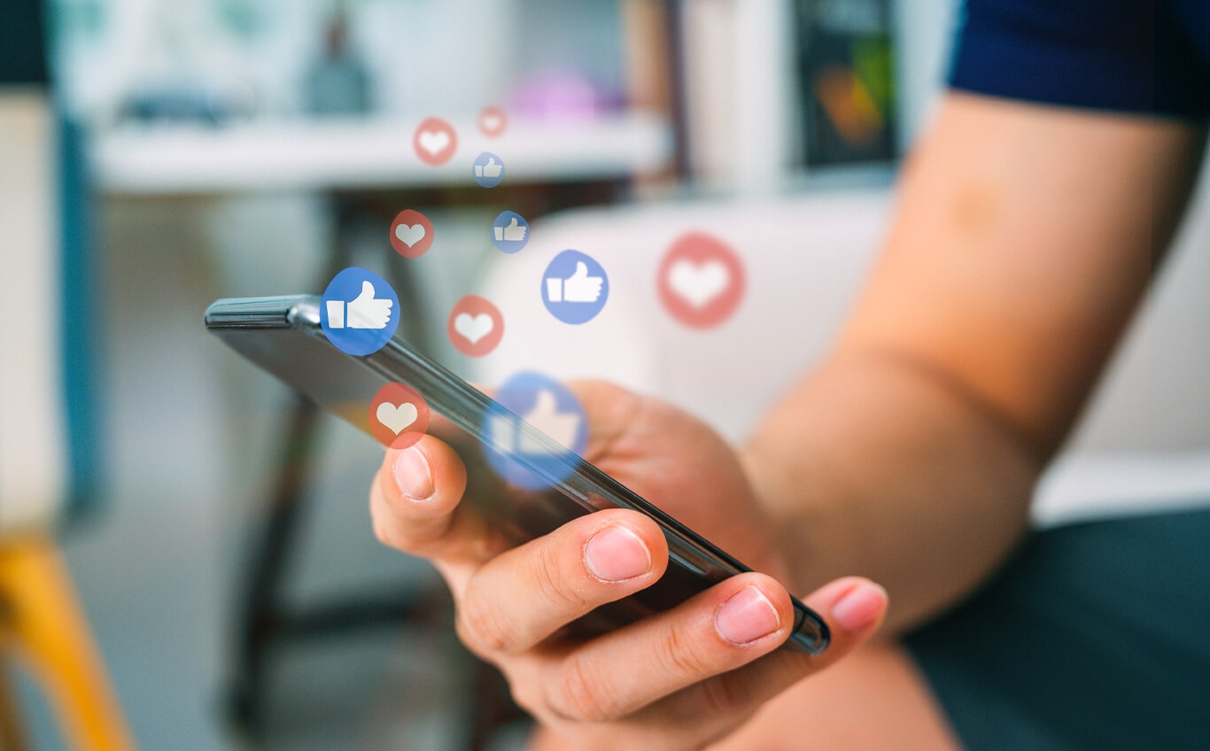 Choosing the Right Social Channels for Your UK Business hero